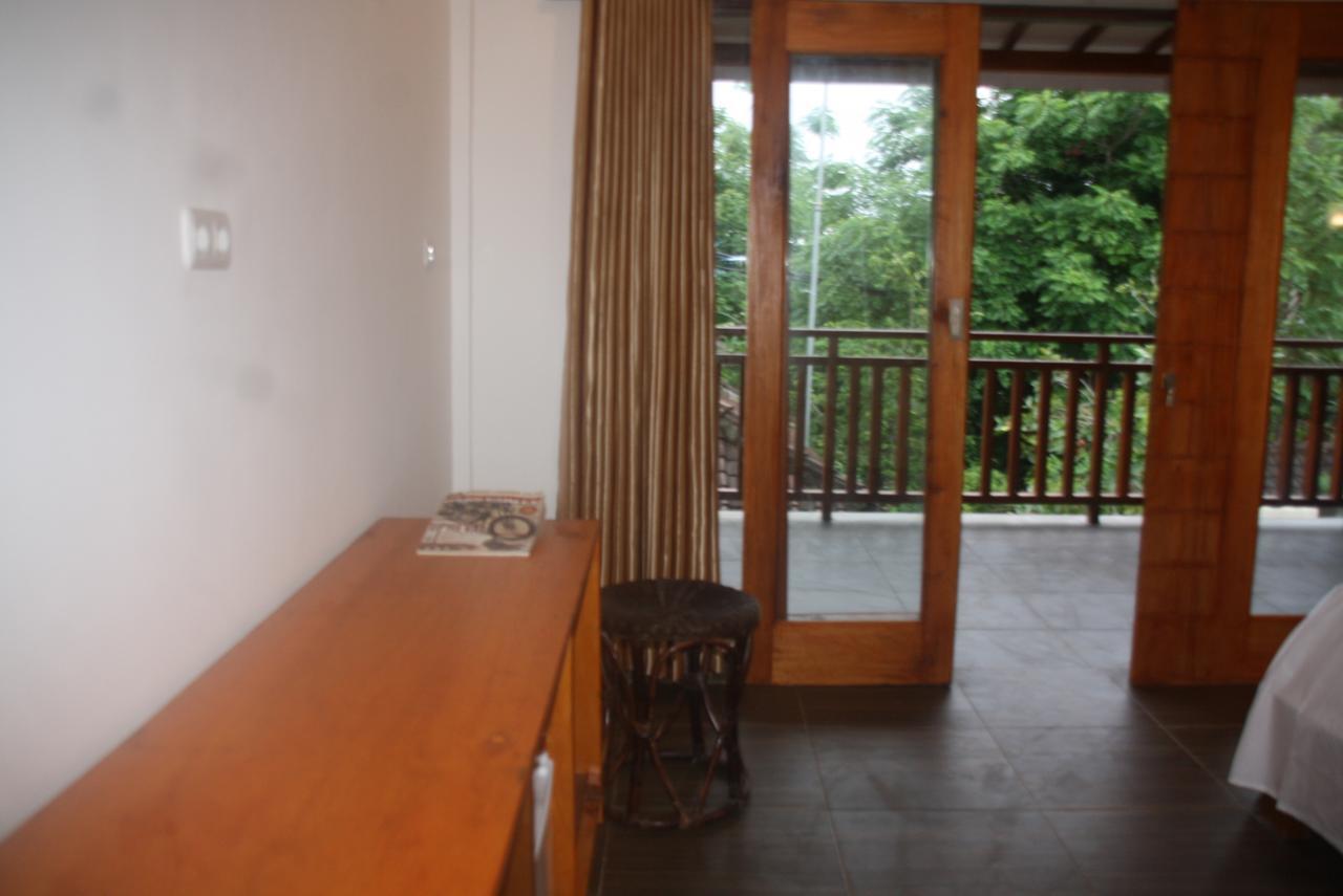 Dili Gili Bed & Breakfast Gili Trawangan Exterior foto