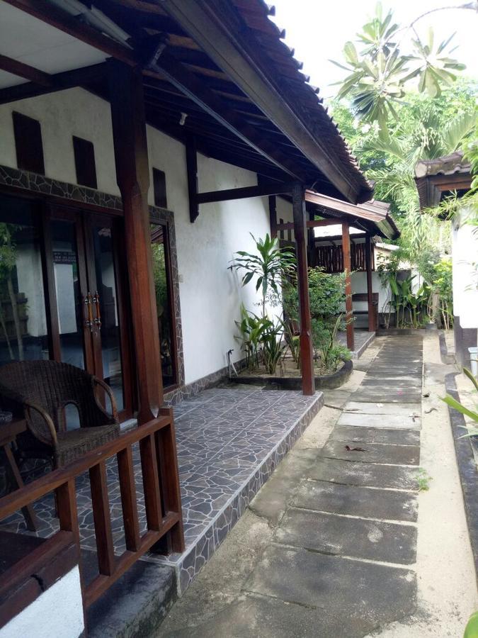 Dili Gili Bed & Breakfast Gili Trawangan Exterior foto